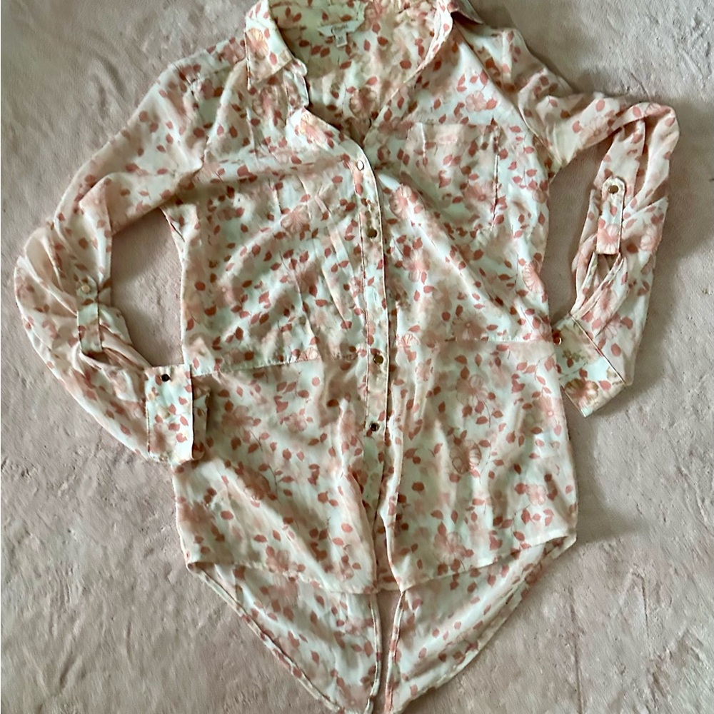 Candie’s Floral Button-down Blouse